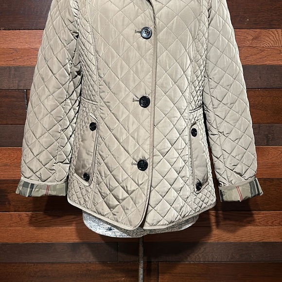 NWOT Liz Claiborne Collared Long Sleeve Tan Quilted Puffer Jacket - Picture 3 of 11